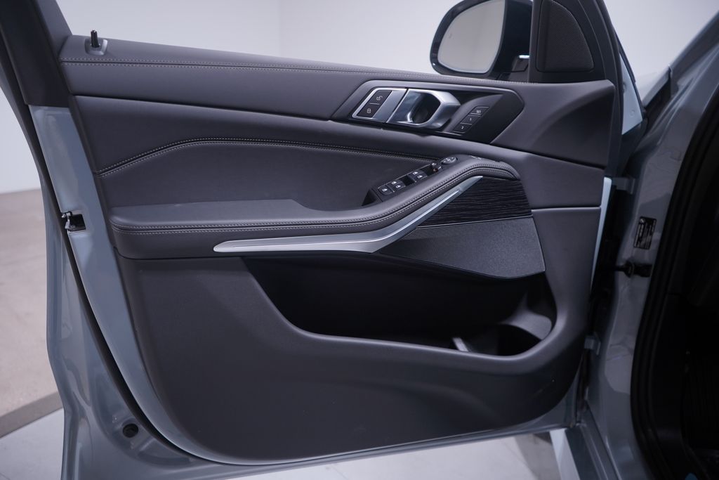 2026 BMW X5 sDrive40i 10