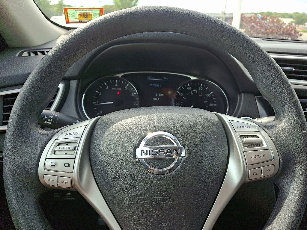 Thumbnail: 2016 Nissan Rogue - 20