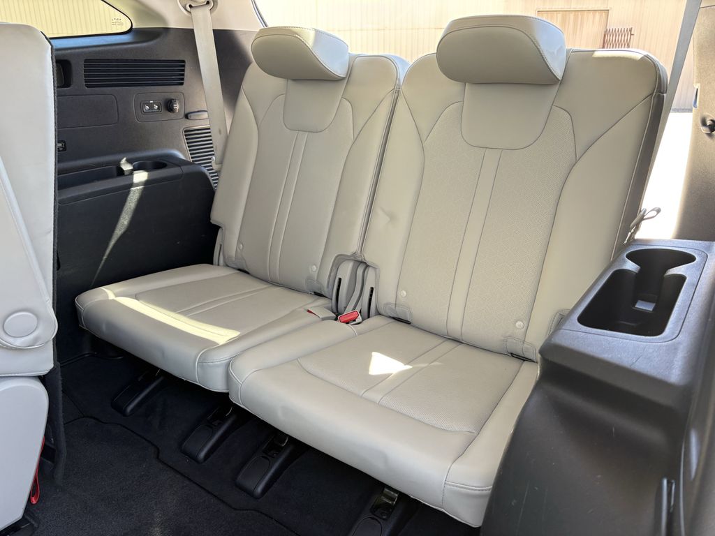 Used 2022 Wolf Gray Kia X-Line EX image 23