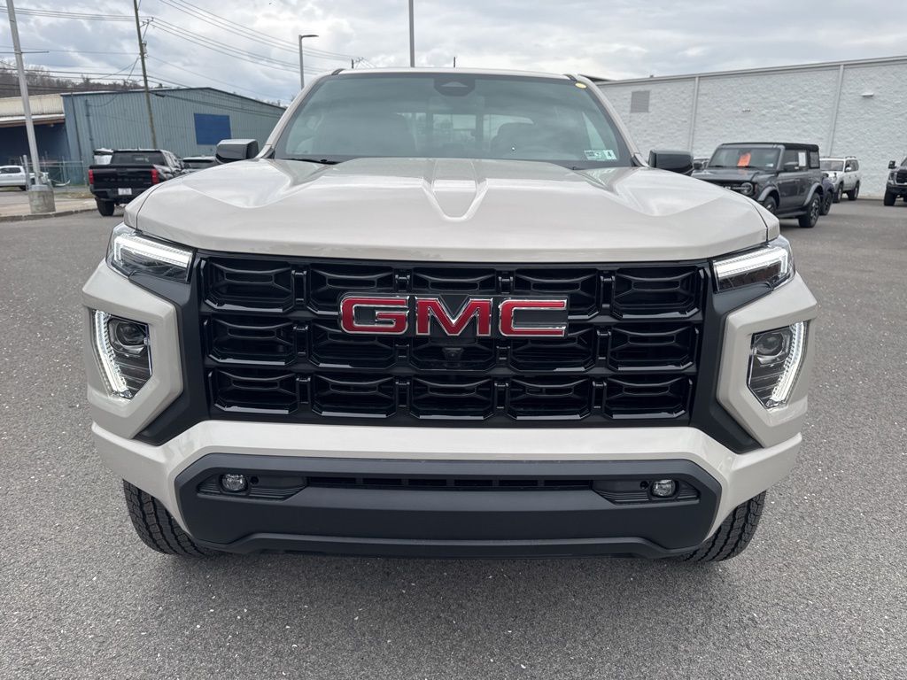 View vehicle photo 2