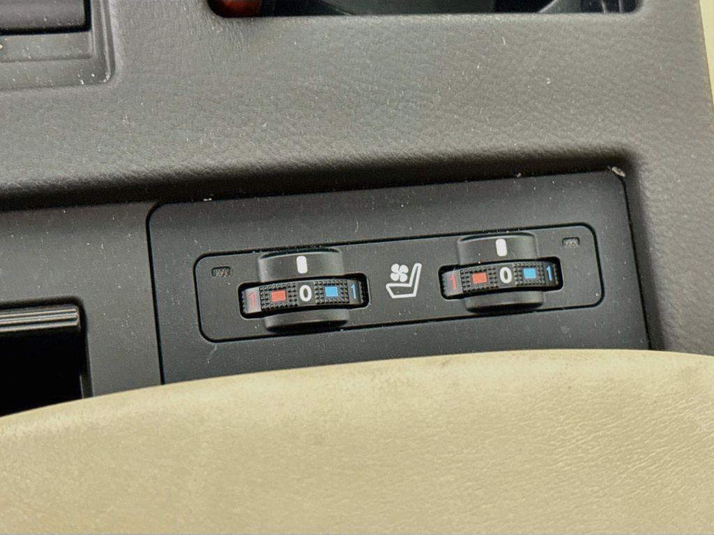 Thumbnail: 2010 Lexus RX - 21