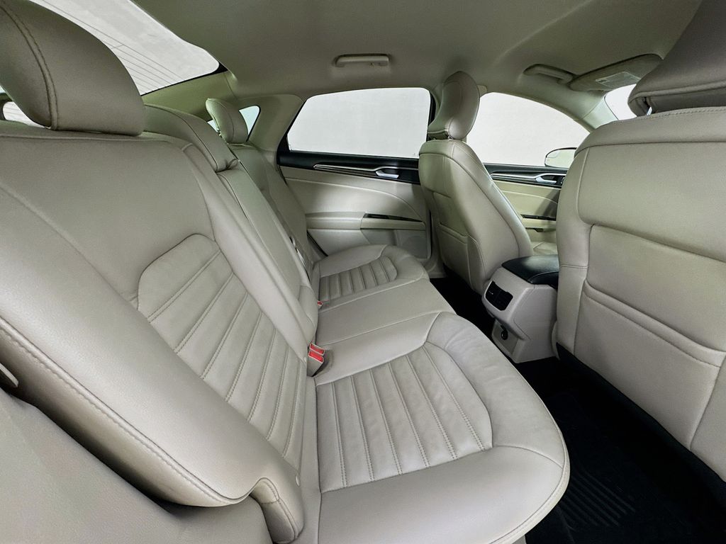 Used Car 2017 Ford Fusion  Se For Sale Under $10,000 In Austin, Texas