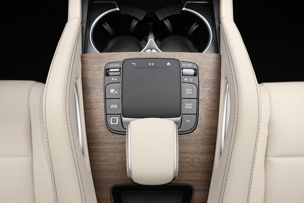 Thumbnail: 2026 Mercedes-Benz GLE - 29