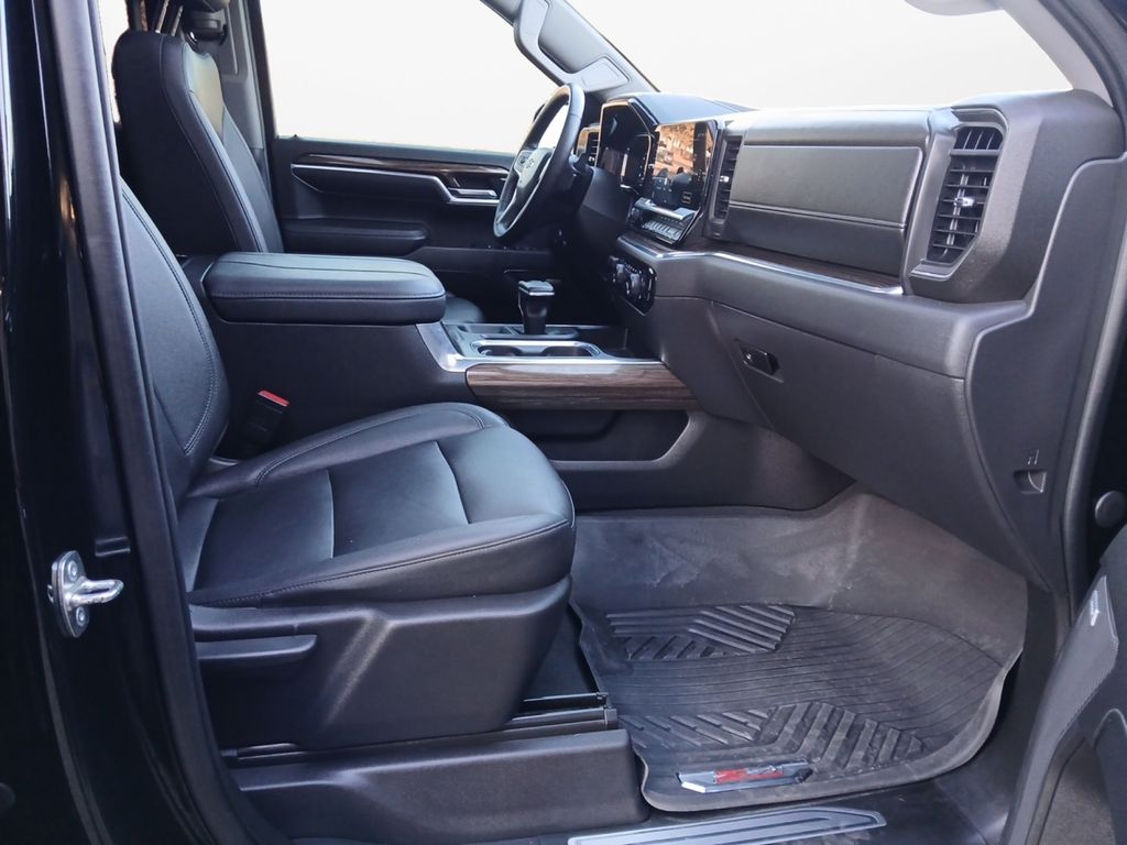 Used Car 2023 Chevrolet Silverado 1500  Lt Trail Boss For Sale Under $50,000 In Austin, Texas