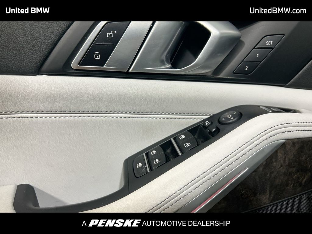 Thumbnail: 2023 BMW X5 - 11