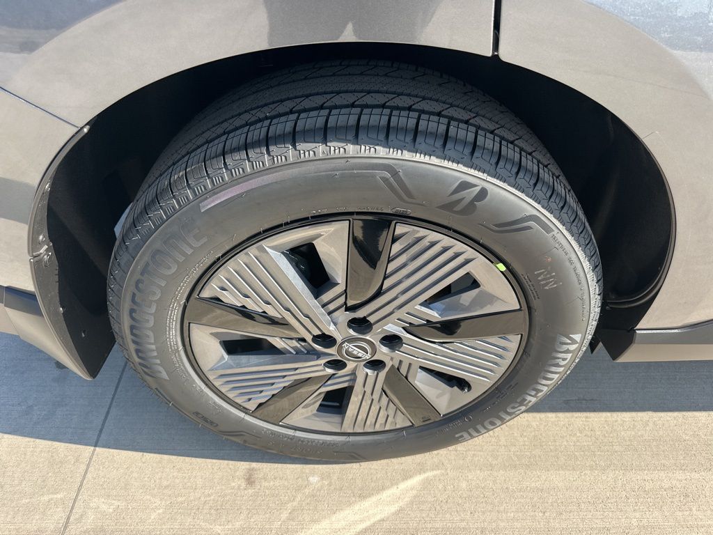 2025 Gun Metallic Nissan Murano SL AWD SUV