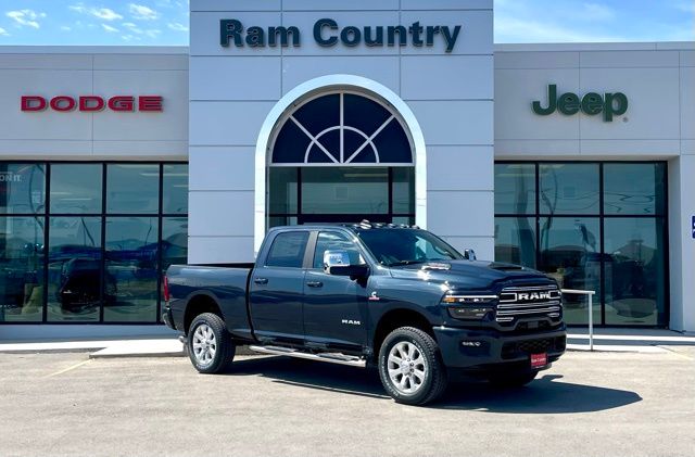 2025 RAM 2500 Laramie Crew Cab 4WD