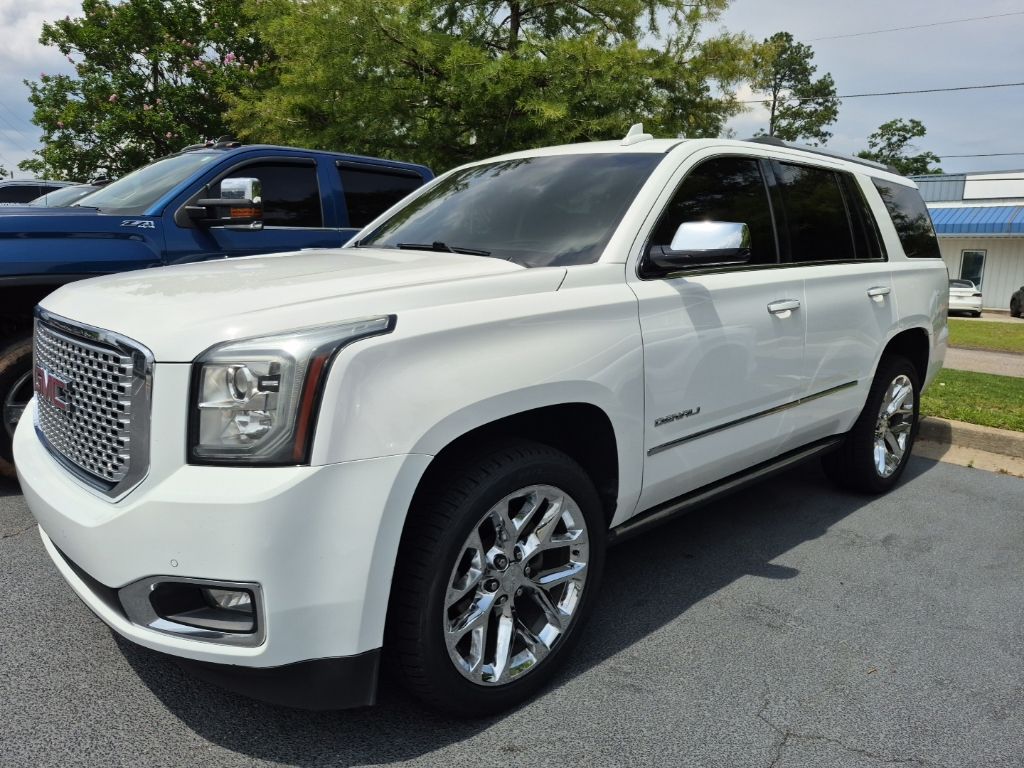 2016 GMC Yukon 4WD Denali's photo