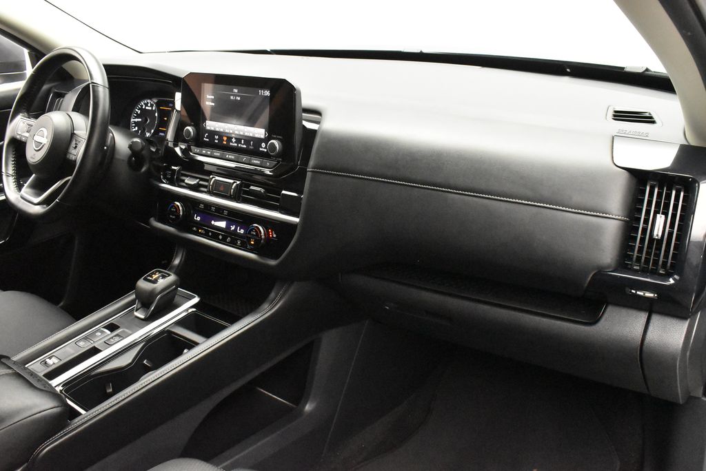 Thumbnail: 2025 Nissan Pathfinder - 23