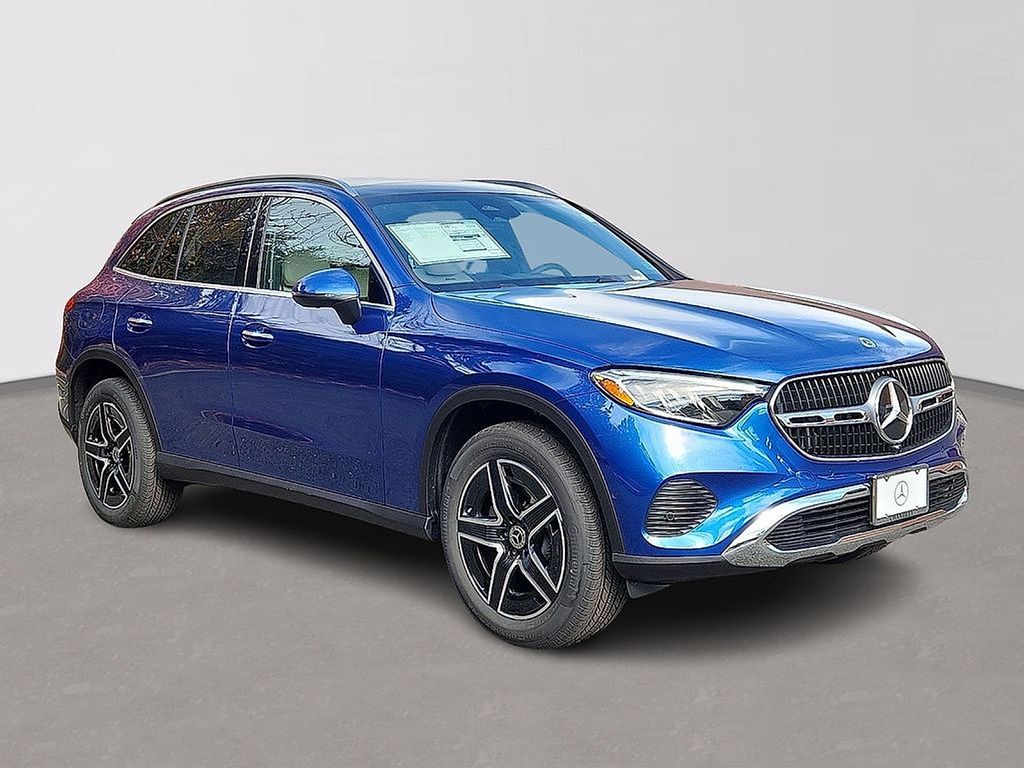 Thumbnail: 2026 Mercedes-Benz GLC - 2