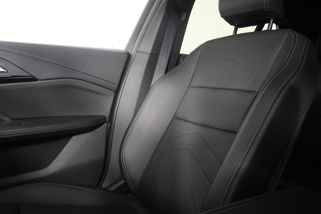 Thumbnail: 2026 BMW X2 - 23