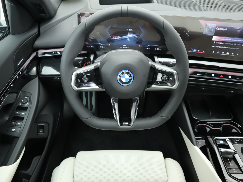 Thumbnail: 2024 BMW i5 - 10