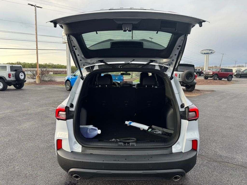 2026 Ford Escape ST-Line - 4