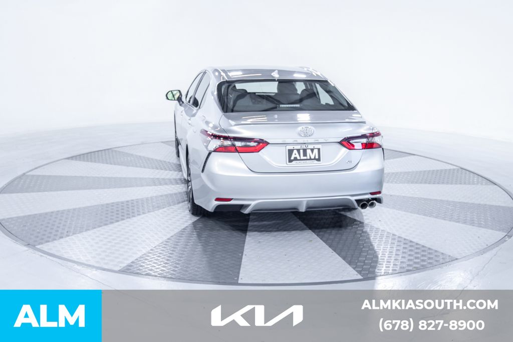 2023 Toyota Camry SE photo 8
