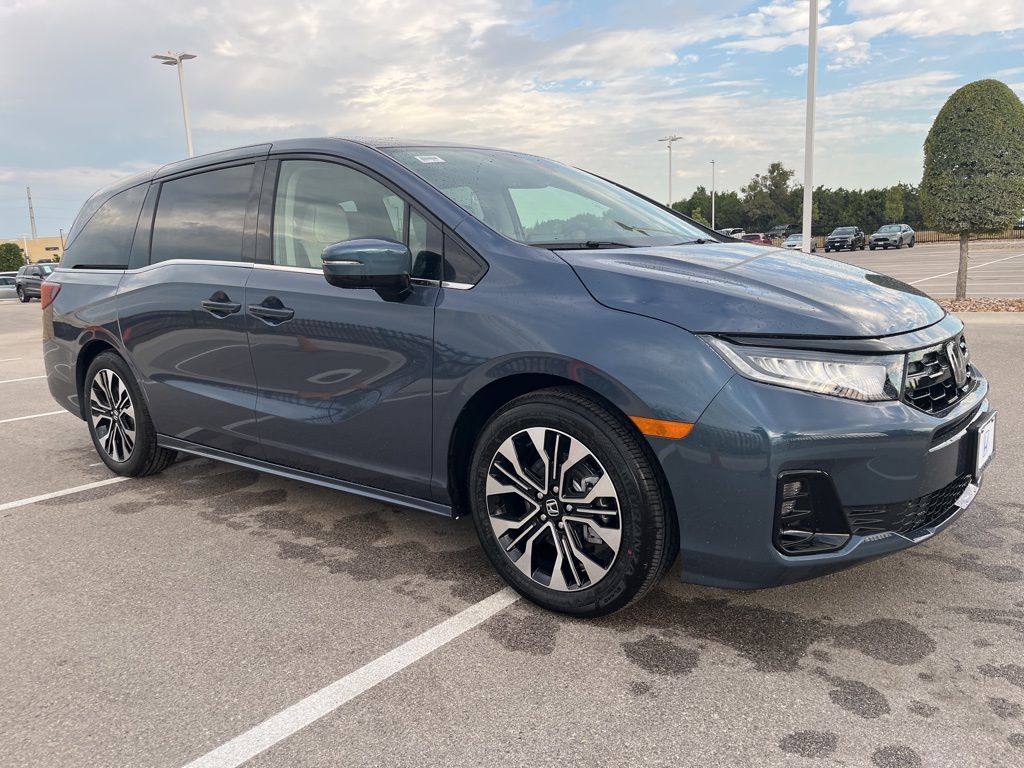 Thumbnail: 2026 Honda Odyssey - 2