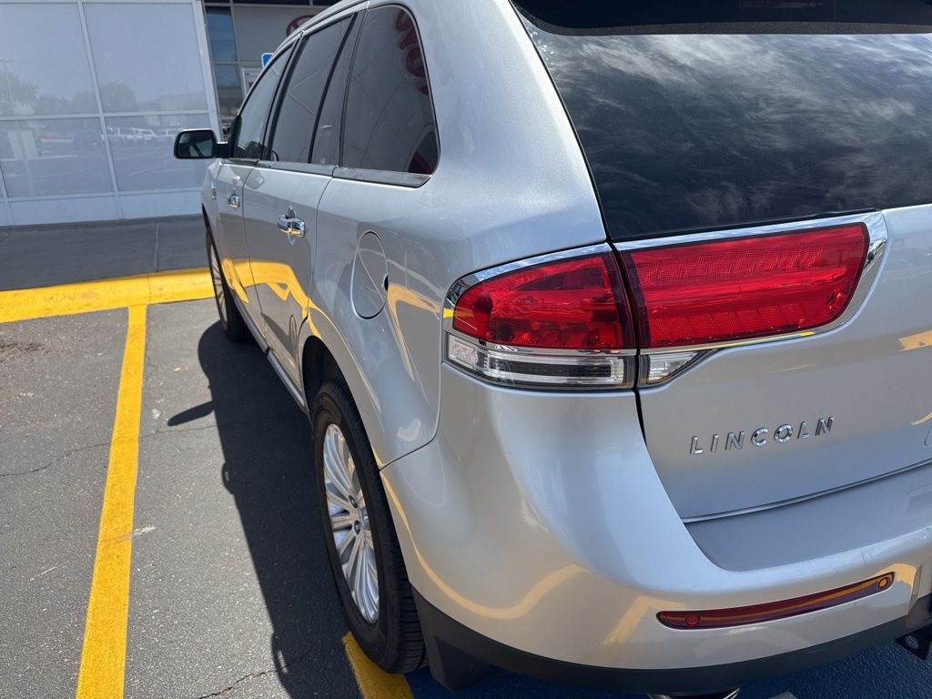 Thumbnail: 2013 Lincoln MKX - 4