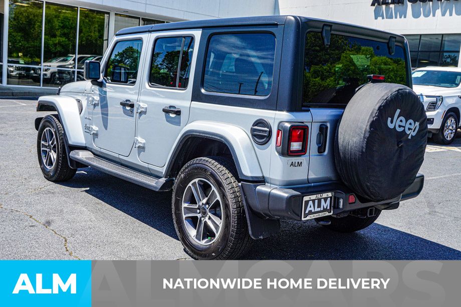Used 2023 Silver Jeep Sahara image 5