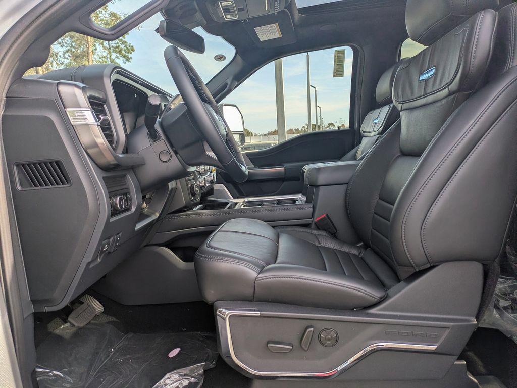 2026 Ford F-350 Platinum