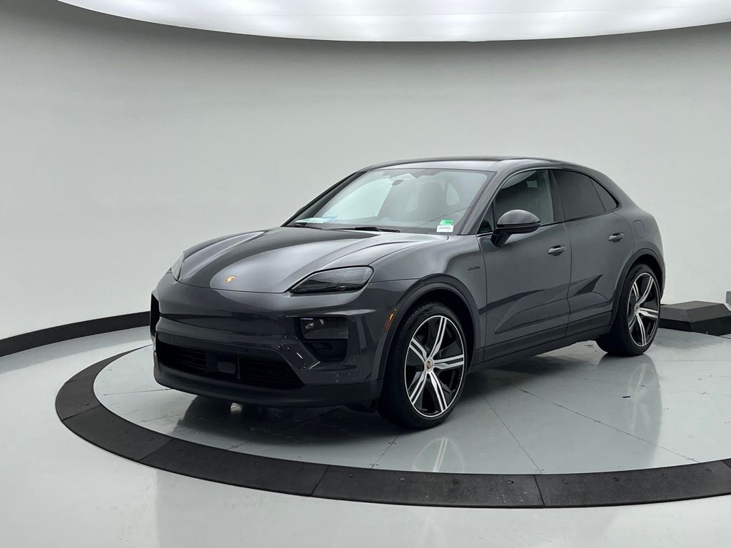 Thumbnail: 2025 Porsche Macan - 1