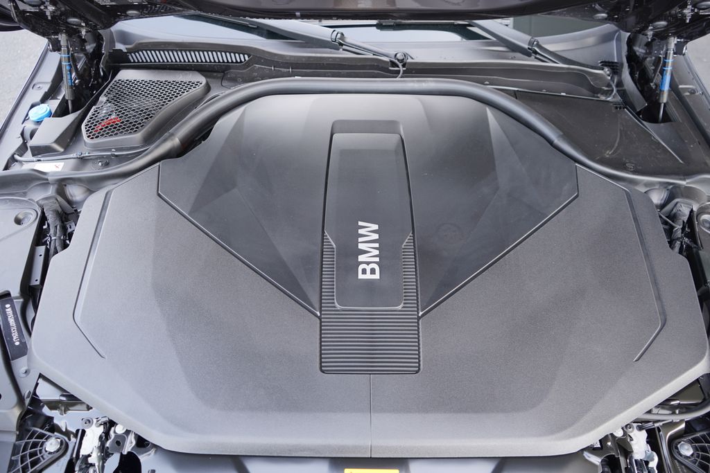 Thumbnail: 2026 BMW i5 - 21