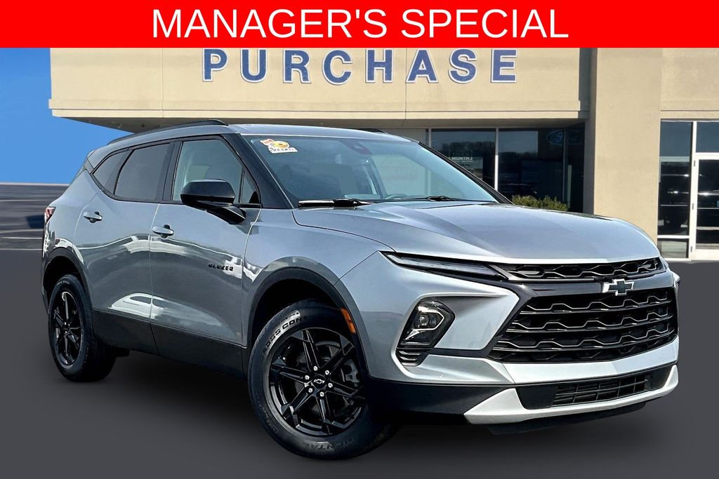 Sterling Gray Metallic 2023 Chevrolet Blazer 2LT FWD SUV / Crossover Front-Wheel Drive 9-Speed Automatic Overdrive
