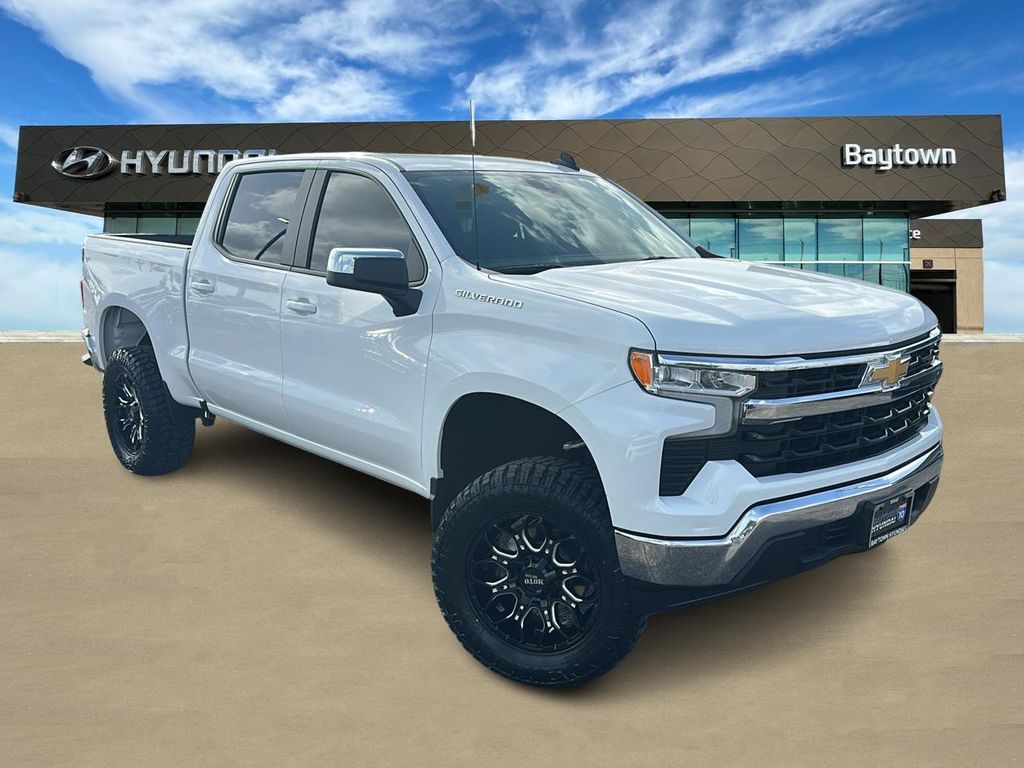 2025 Chevrolet Silverado 1500 LT - 0