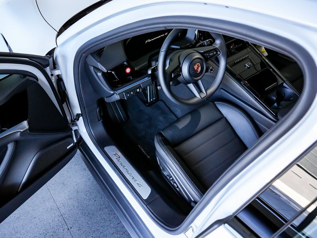 New 2026  Porsche 4 image 4