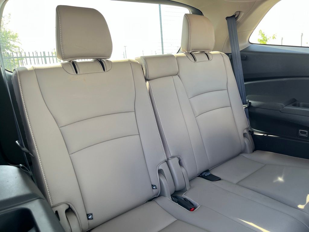 Thumbnail: 2020 Honda Pilot - 31