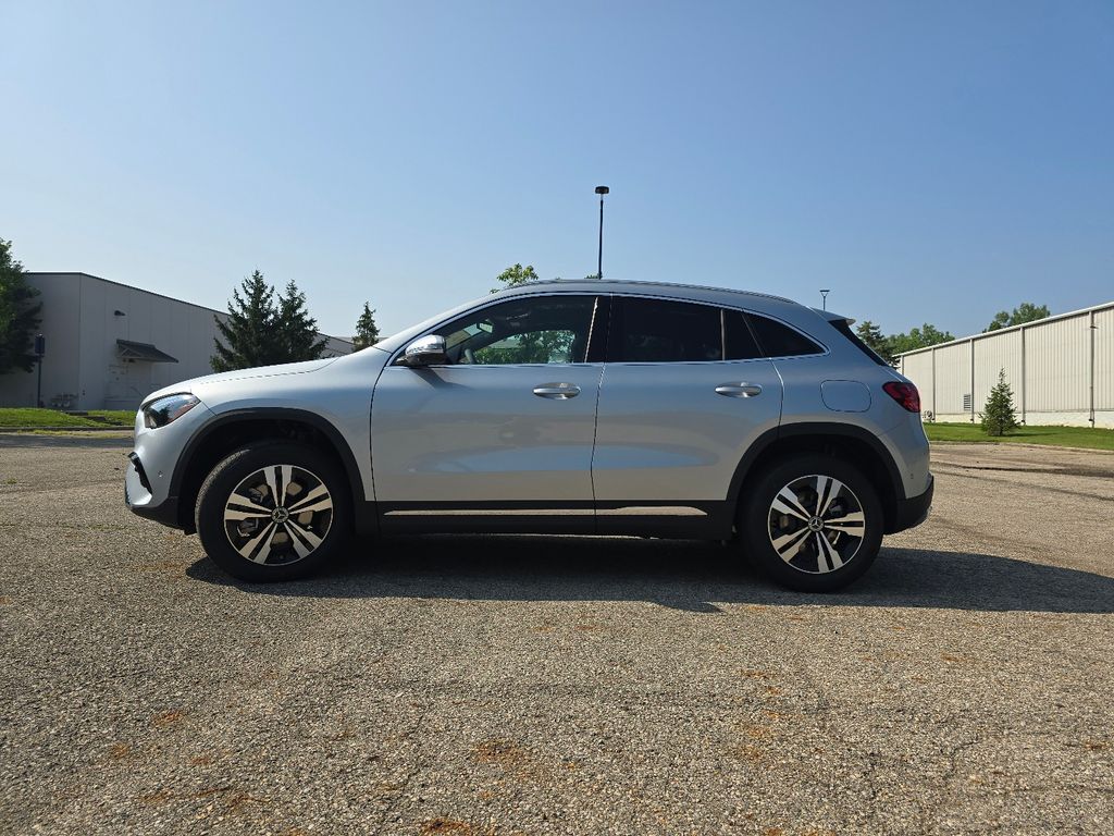 New 2026 Silver Mercedes-Benz GLA 250 image 13