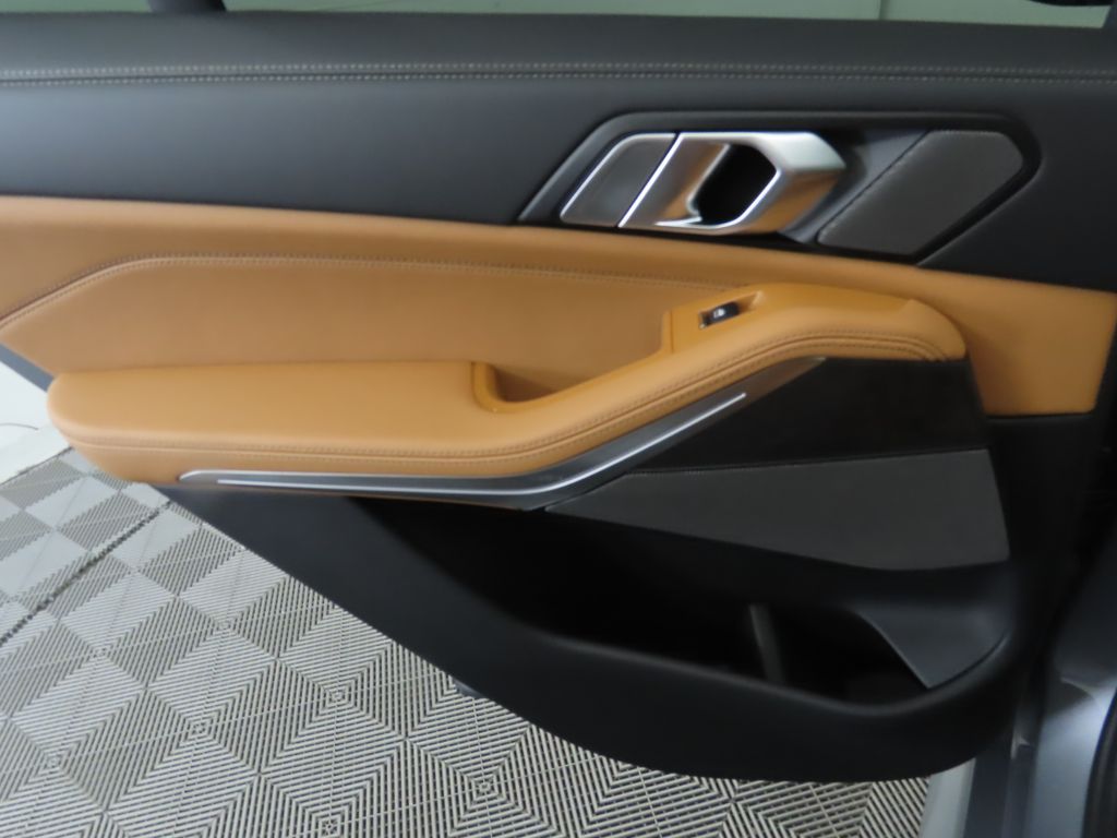 Thumbnail: 2026 BMW X5 - 27