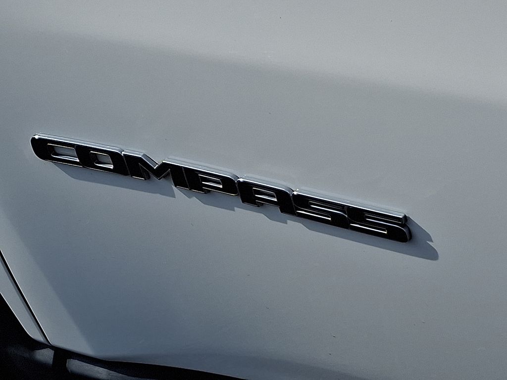 Thumbnail: 2019 Jeep Compass - 31