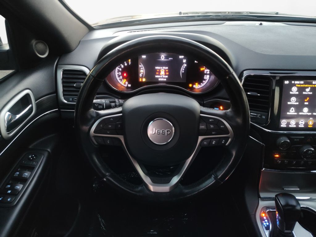 Used Car 2021 Jeep Grand Cherokee  Limited For Sale Under $30,000 In Austin, Texas