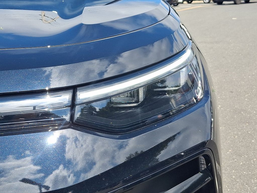 Thumbnail: 2025 Volkswagen Tiguan - 9