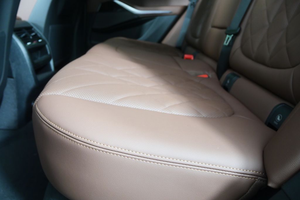 Thumbnail: 2026 BMW X5 - 14