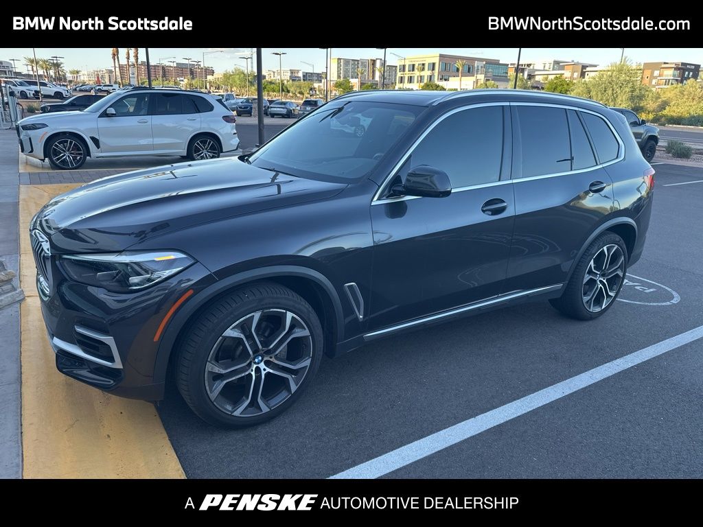 Thumbnail: 2022 BMW X5 - 1