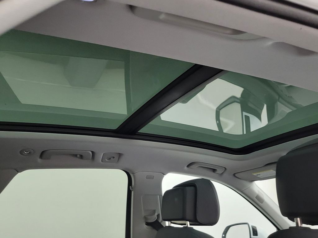 Thumbnail: 2023 Audi Q5 - 17