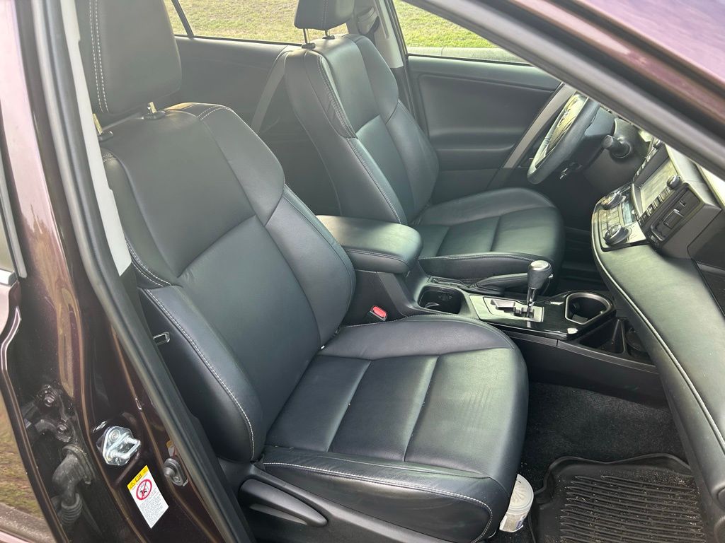 2018 Toyota RAV4 Limited 15