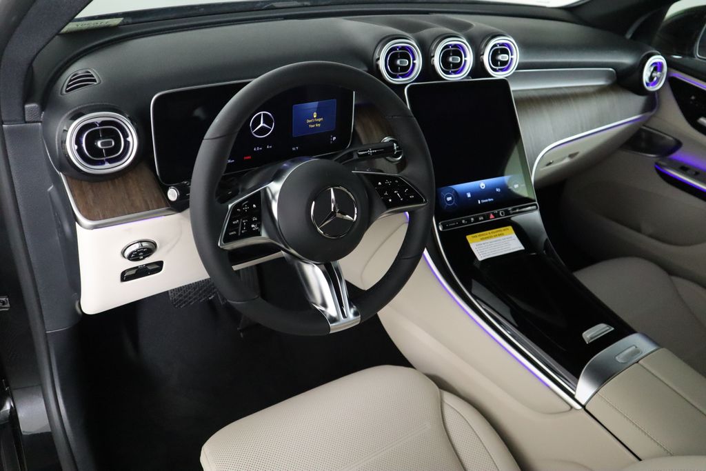 2025 Mercedes-Benz GLC 350 10