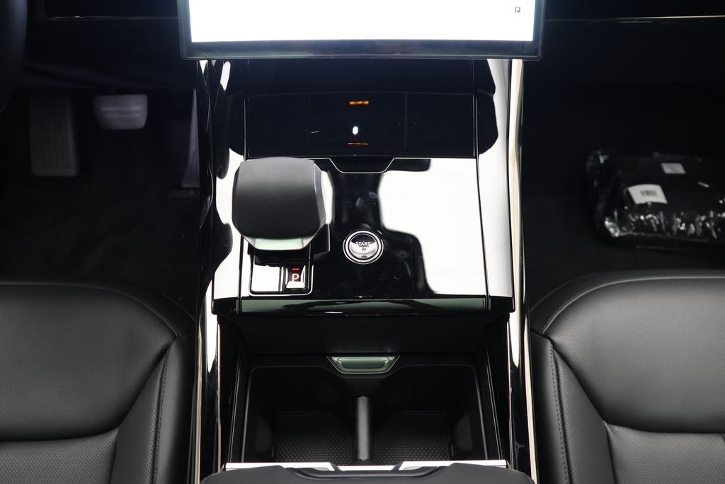 Thumbnail: 2026 Land Rover Range Rover Sport - 23