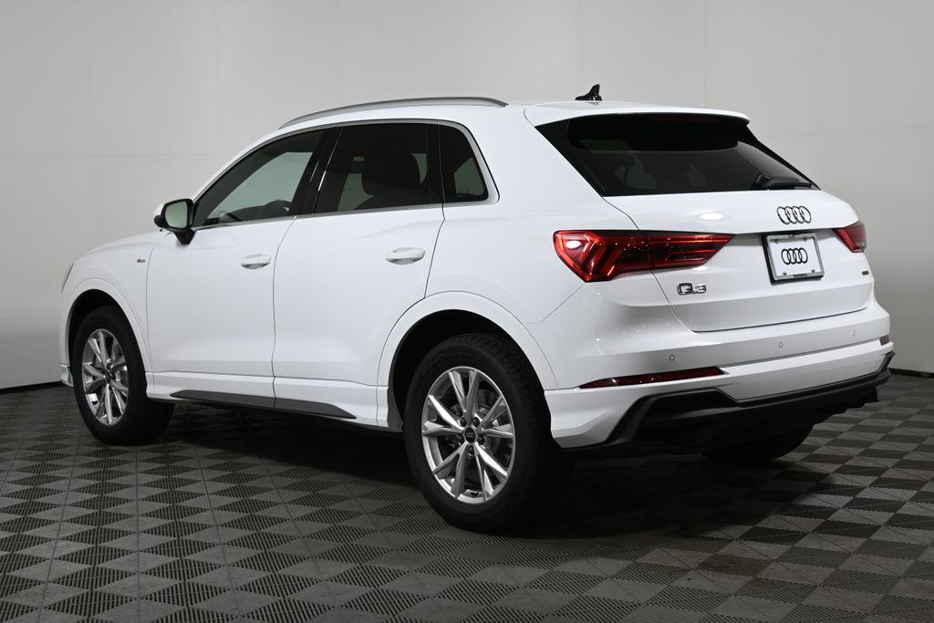 Thumbnail: 2025 Audi Q3 - 5