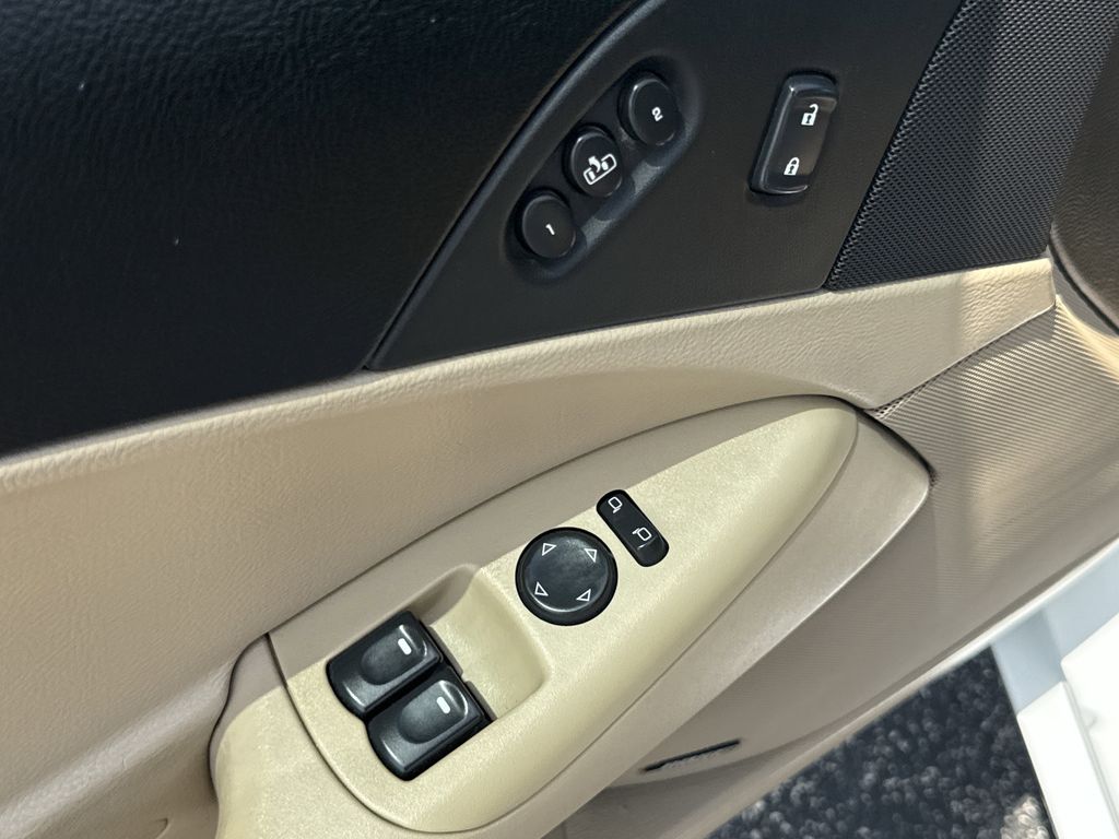 2005 Chevrolet Corvette Base - 10