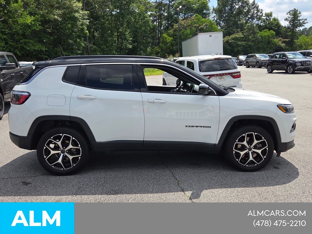 Used 2025 White Jeep Limited image 15