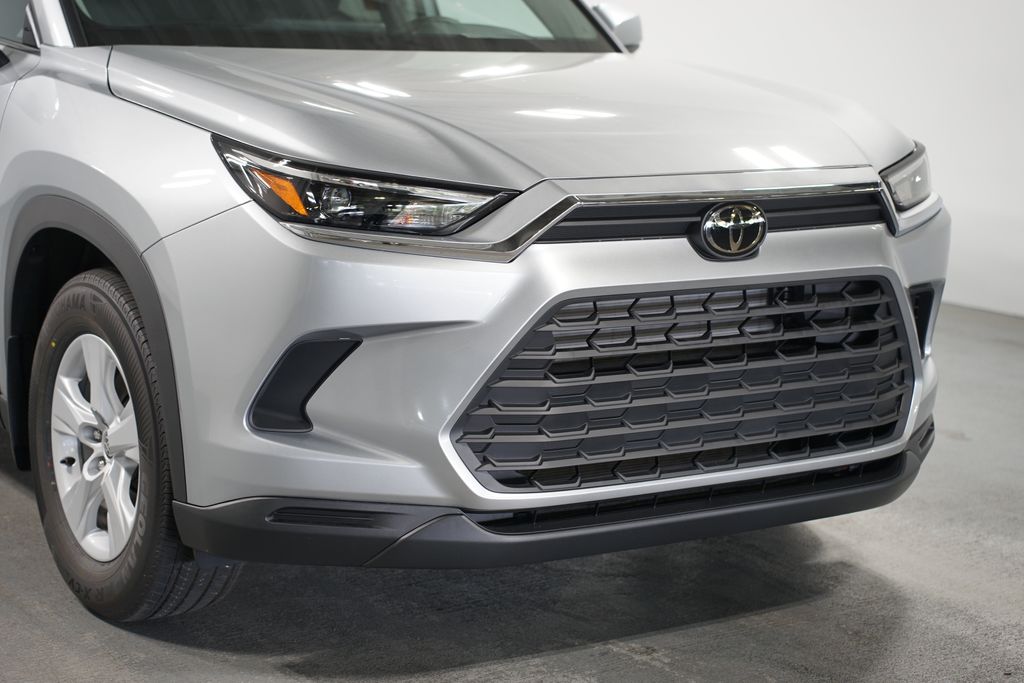 2025 Toyota Grand Highlander  4