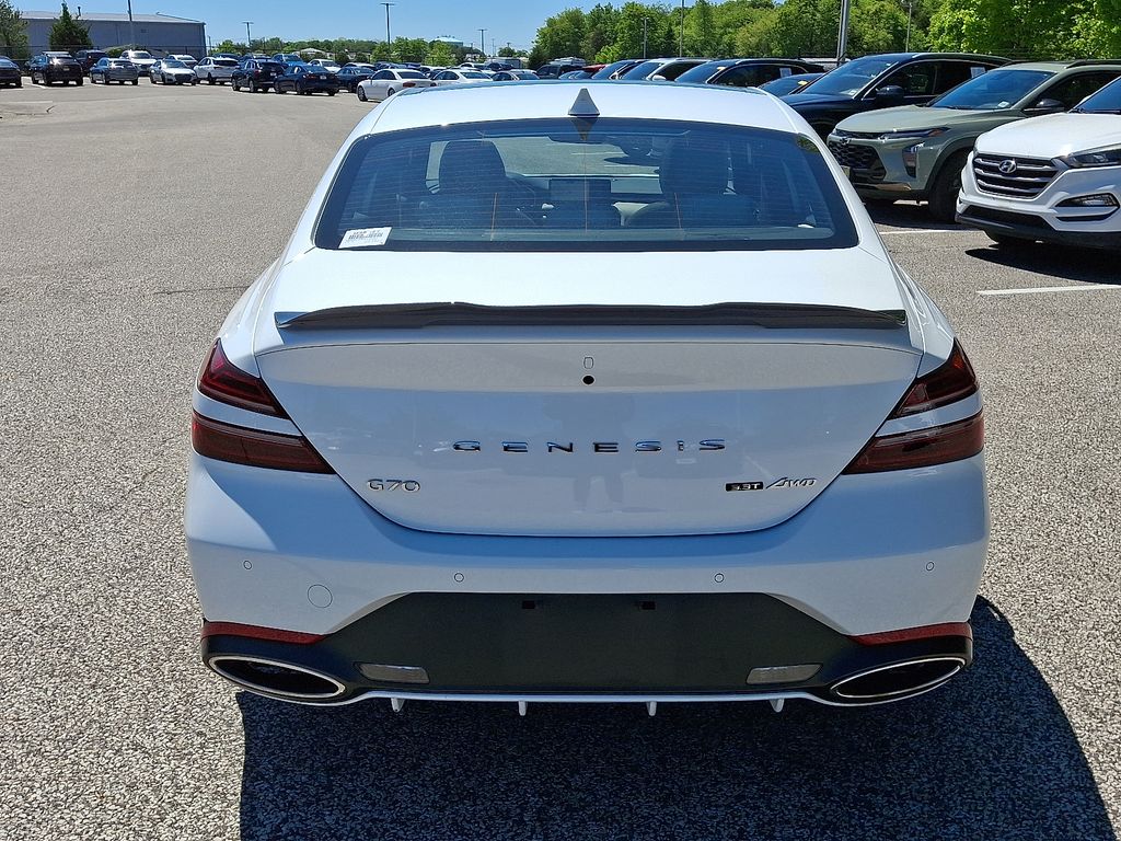 Thumbnail: 2023 Genesis G70 - 5