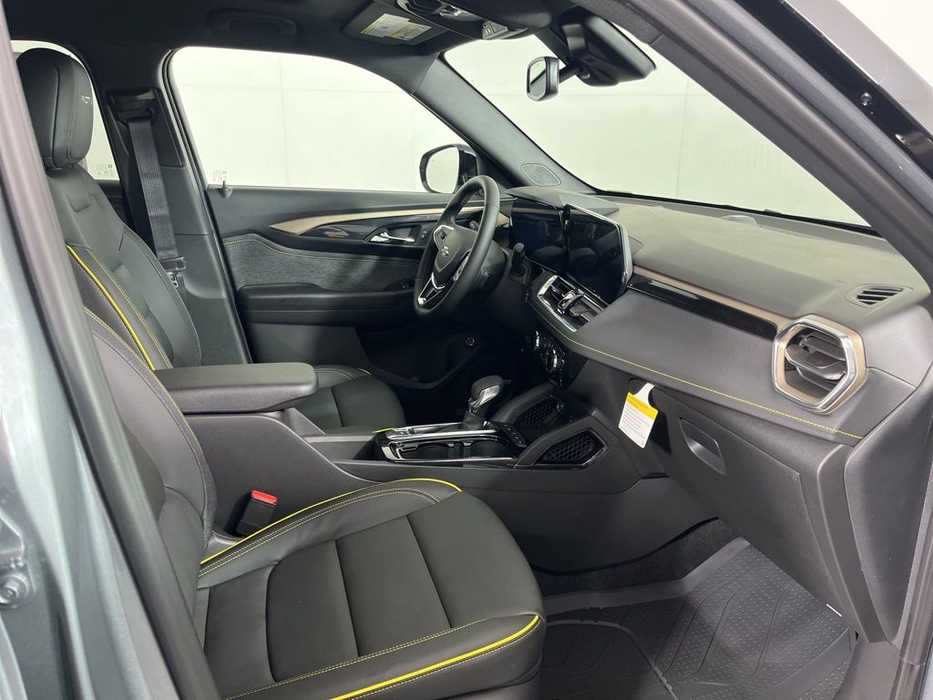 Thumbnail: 2026 Chevrolet TrailBlazer - 8