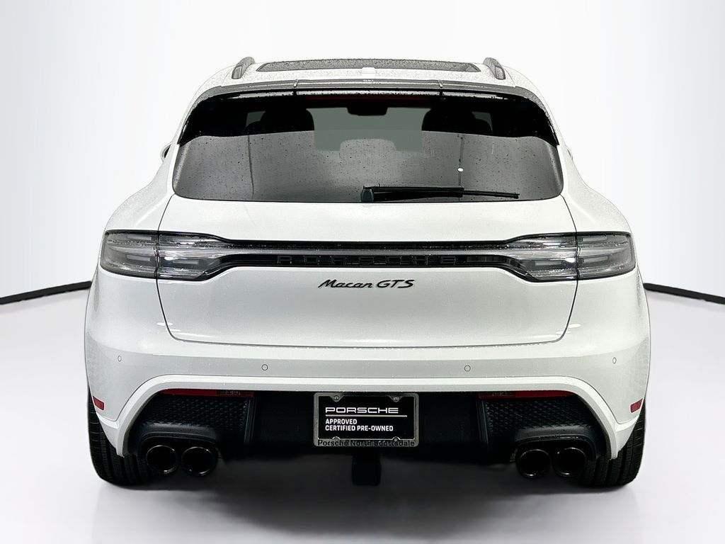 Thumbnail: 2026 Porsche Macan - 6