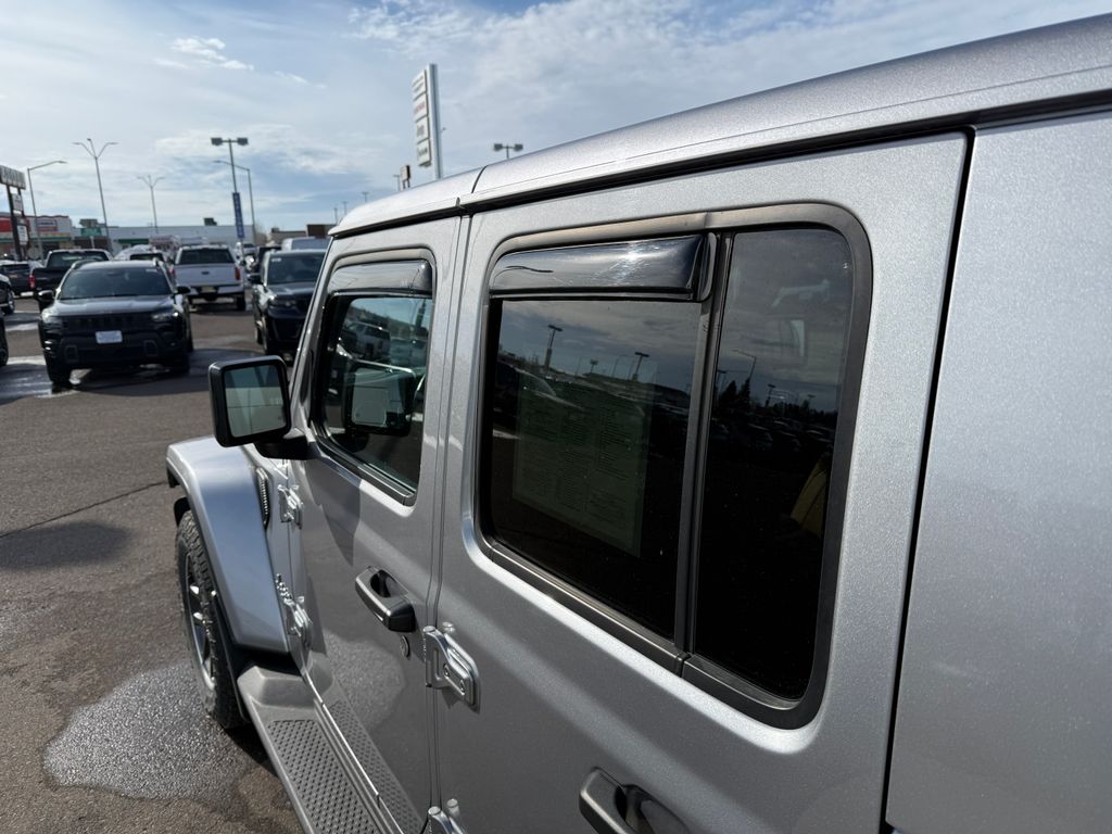 Certified Used 2020 Silver Jeep Overland image 33