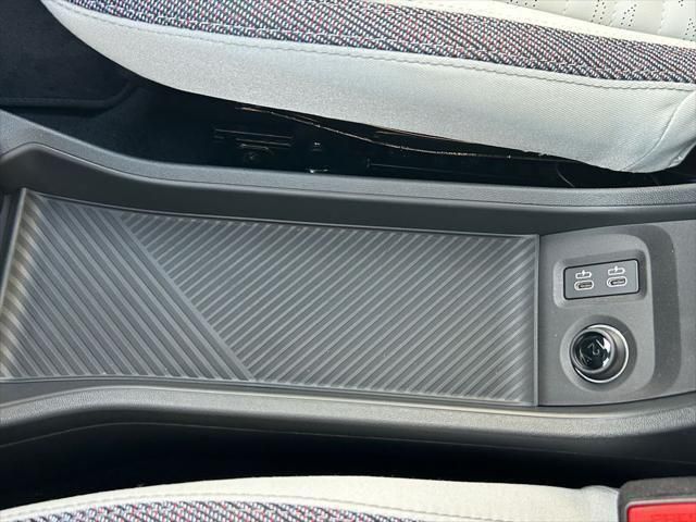 Thumbnail: 2026 MINI Cooper - 25