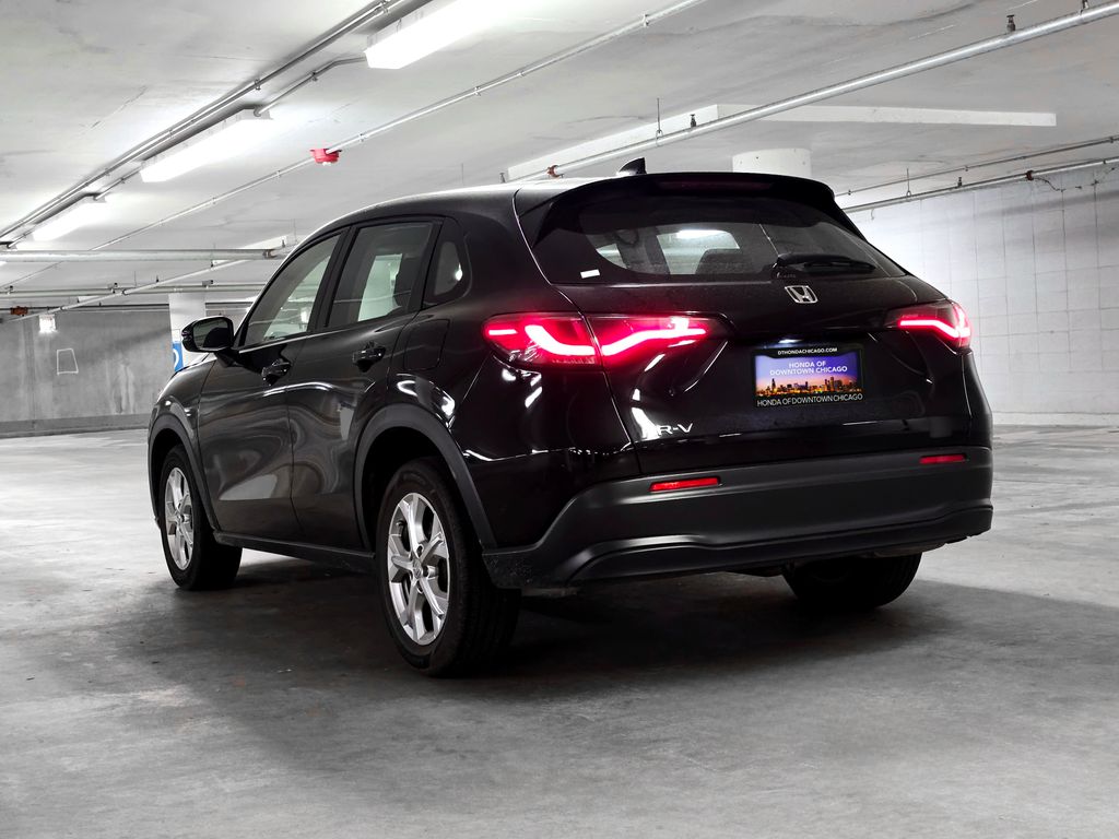 2023 Honda HR-V LX photo 3