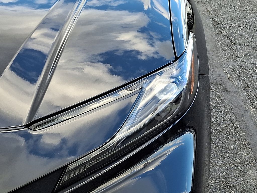Thumbnail: 2025 Toyota Camry - 9